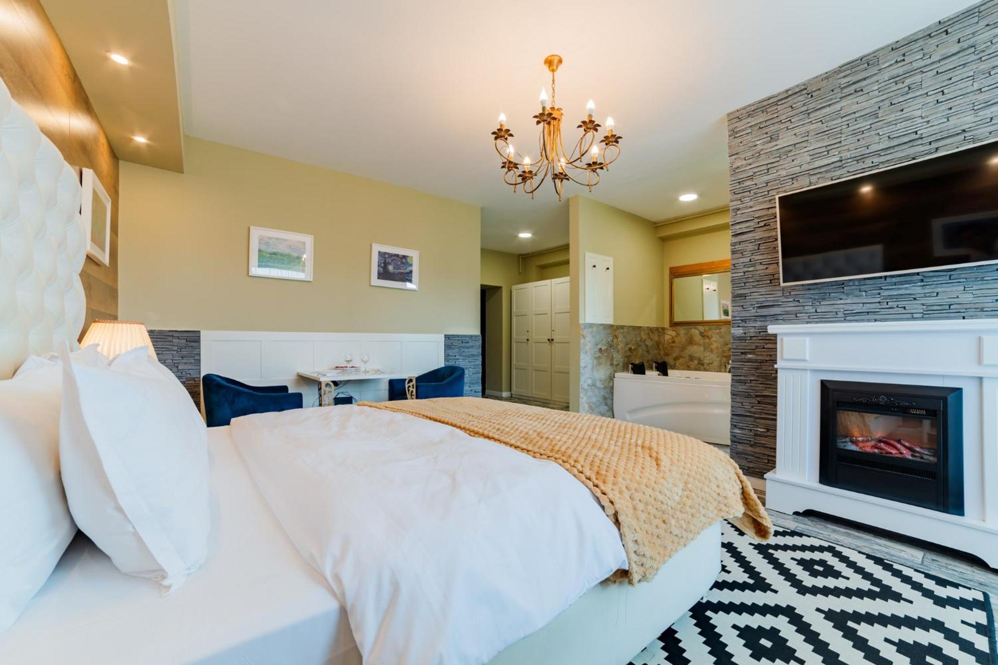 Romantic Jacuzzi Chic Apartment Sinaia Extérieur photo