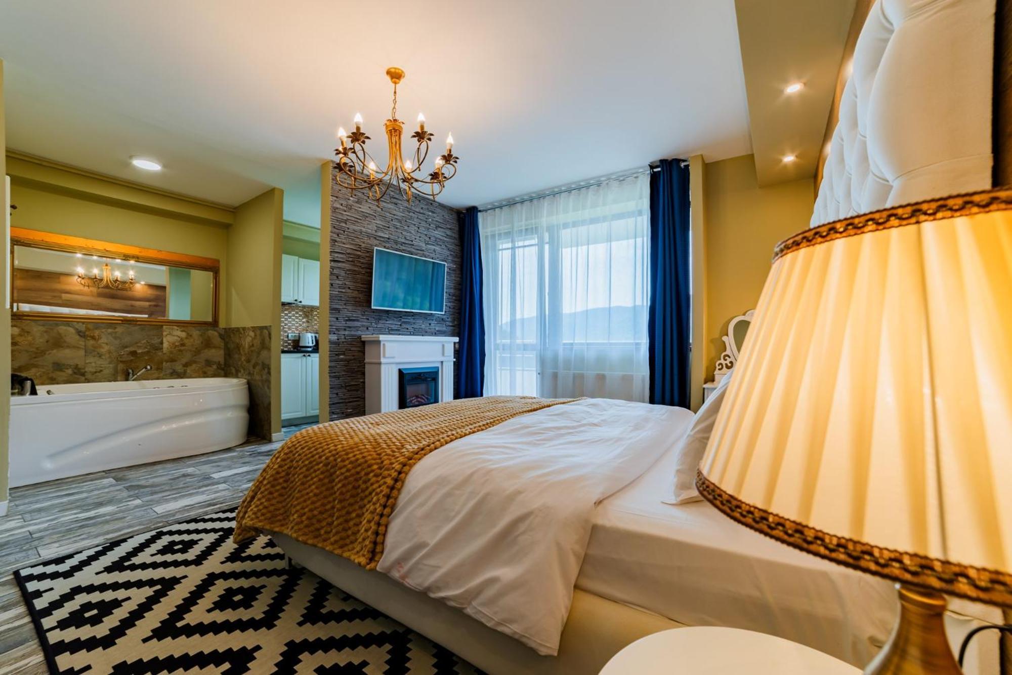 Romantic Jacuzzi Chic Apartment Sinaia Extérieur photo