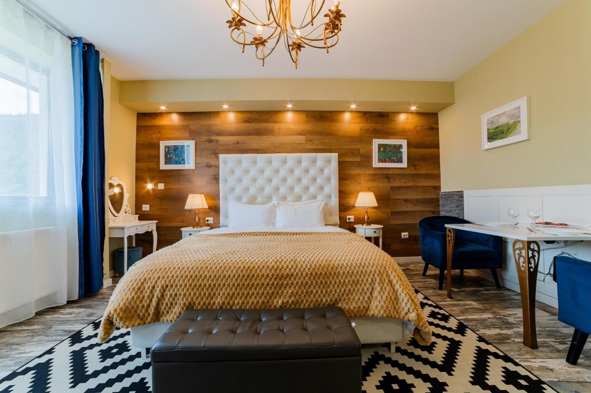 Romantic Jacuzzi Chic Apartment Sinaia Extérieur photo